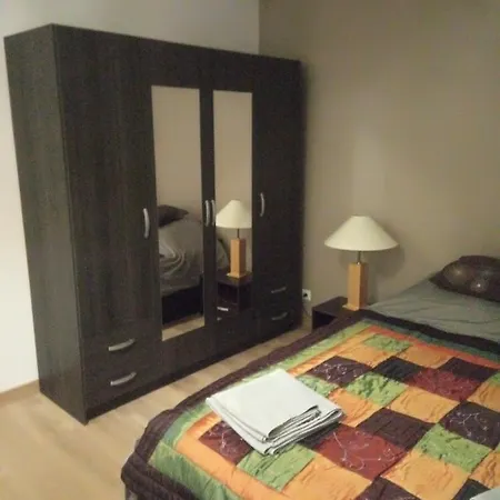 5 Rue Jules Hardouin Mansart * La Rochelle (Charente-Maritime)